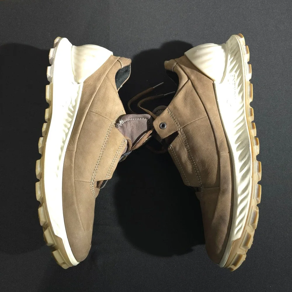 Ecco up sneakers thick